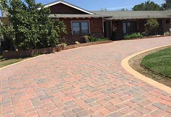 Driveway Paver Edging Installation | S&P Hardscape Remodeling Los Angeles | Thousand Oaks